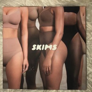 Skims Core control thong NEVER BEEN WORN